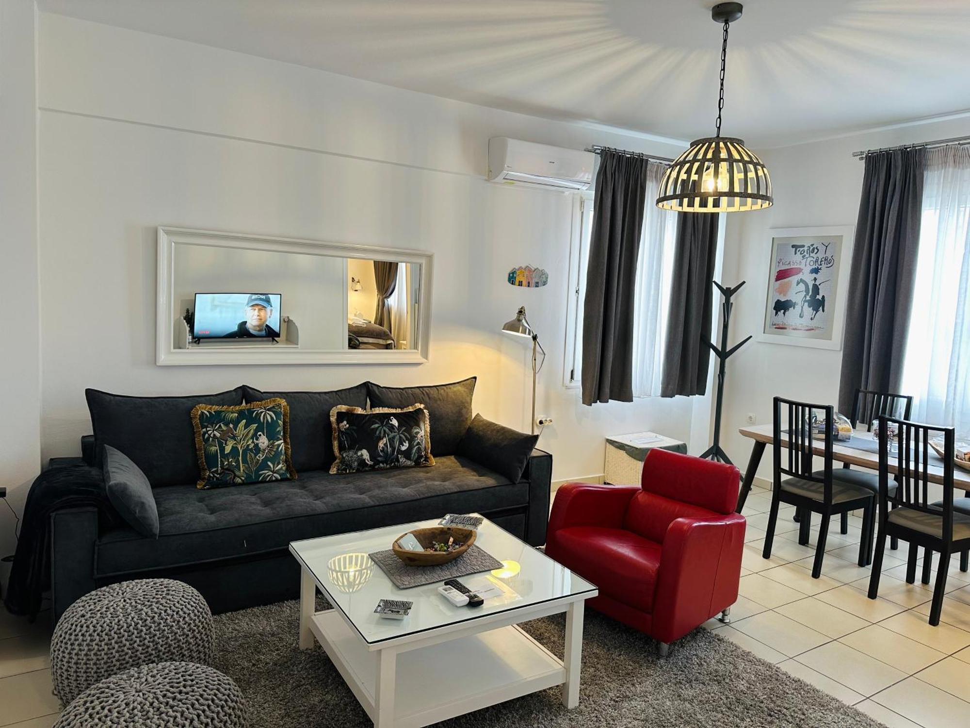 Gianna'S Apartment Central Aigio Cozy And Shining Luaran gambar